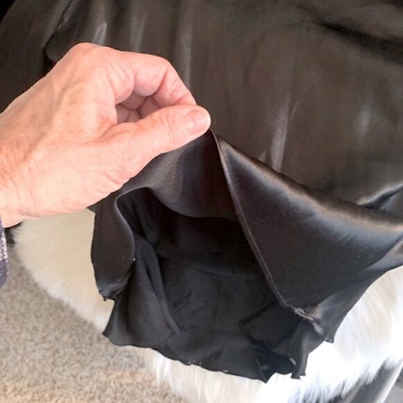 Alexandra Bartlett Black Velvet Blouse Size Small - Picture 9 of 10